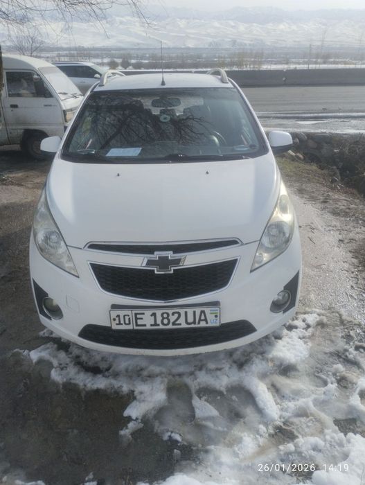 Avtomobil Chevrolet Spark