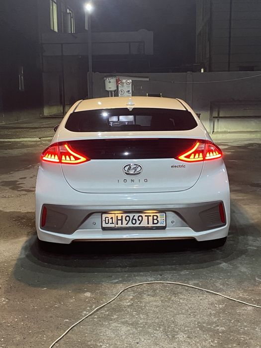 Hyundai ioniq electric
