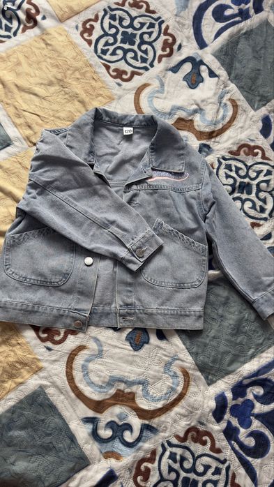 Продам джинсовку на девочку