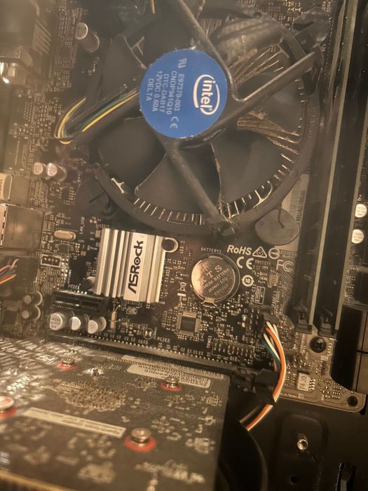 Настолен компютър в отлично състояние