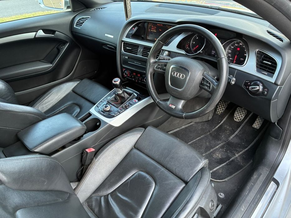 Audi A5  S-line volan dreapta