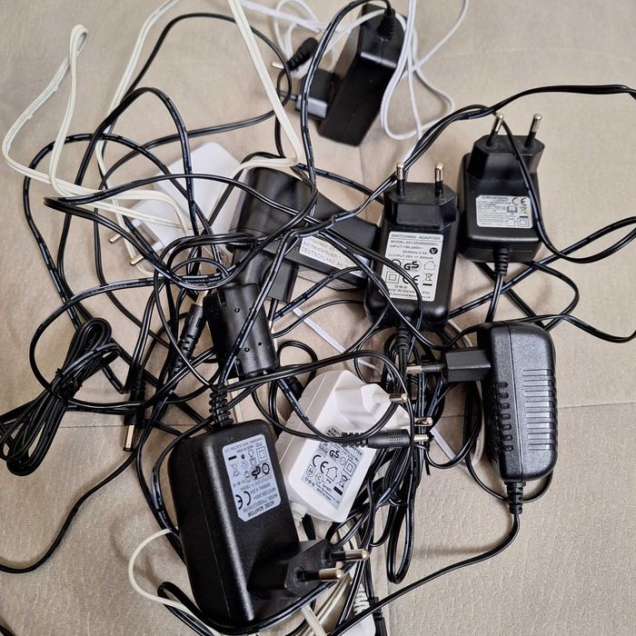 Адаптери-зарядни