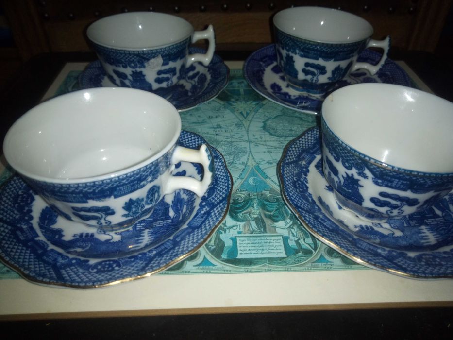 de  vanzare    set  de  cavea  chinesc    originale !!!