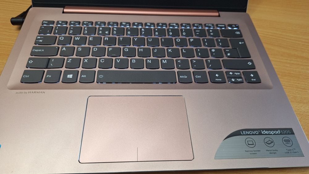 Laptop Lenovo 520S metalic Intel i5 8thGen impecabil