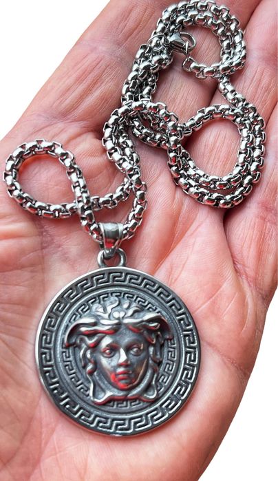 Мъжки синджир с медальон от медицинска стомана неръждаеми