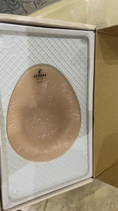 Протез молочной железы