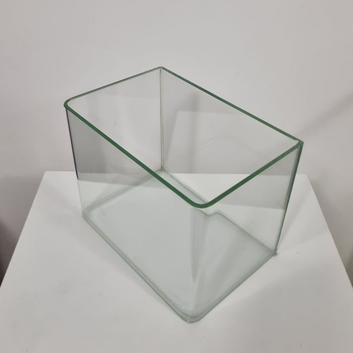 Nano acvariu sticlă 5.6 Litri (22x15x17 cm)