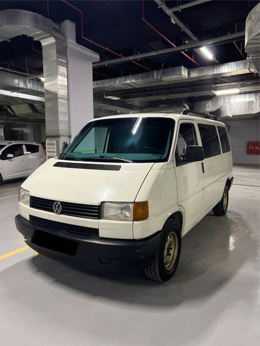 Volkswagen T4 sotiladi.