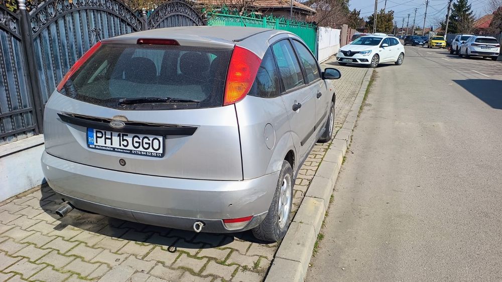 Ford Focus  1.4 benzina