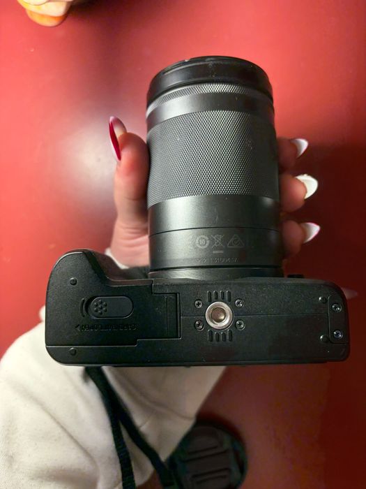 Canon EOS M50 + obiectiv
