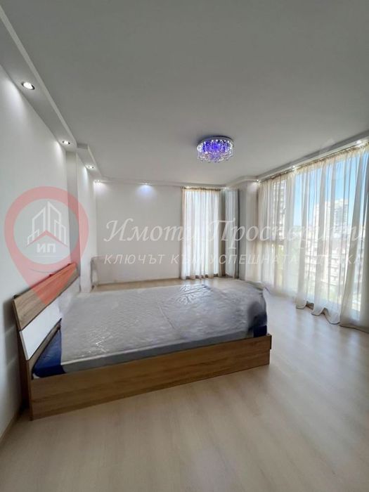 Дава се под наем Тристаен апартамент в София, Дианабад - 137 кв.м за 1200 € - Снимка #8