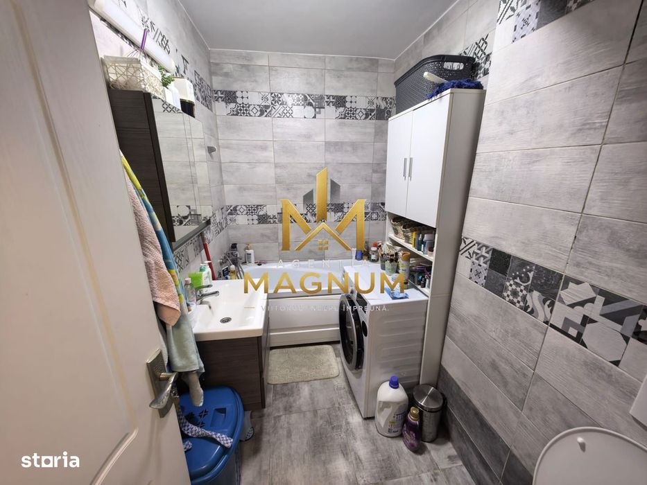 COMISION 0% Apartament cu 3 camere, intrare privată + loc de parcare