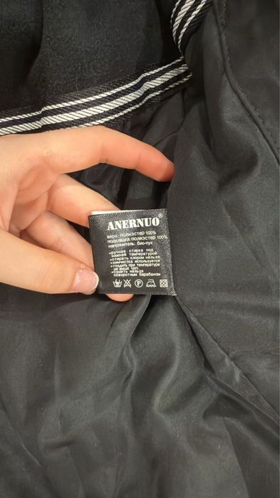 Продам зимнюю куртку для девочки подростка