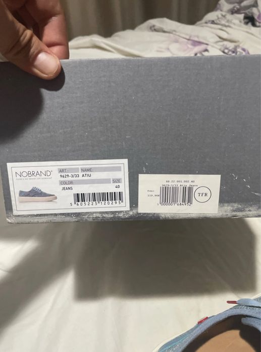 Sneakers No Brand, made in Portugal