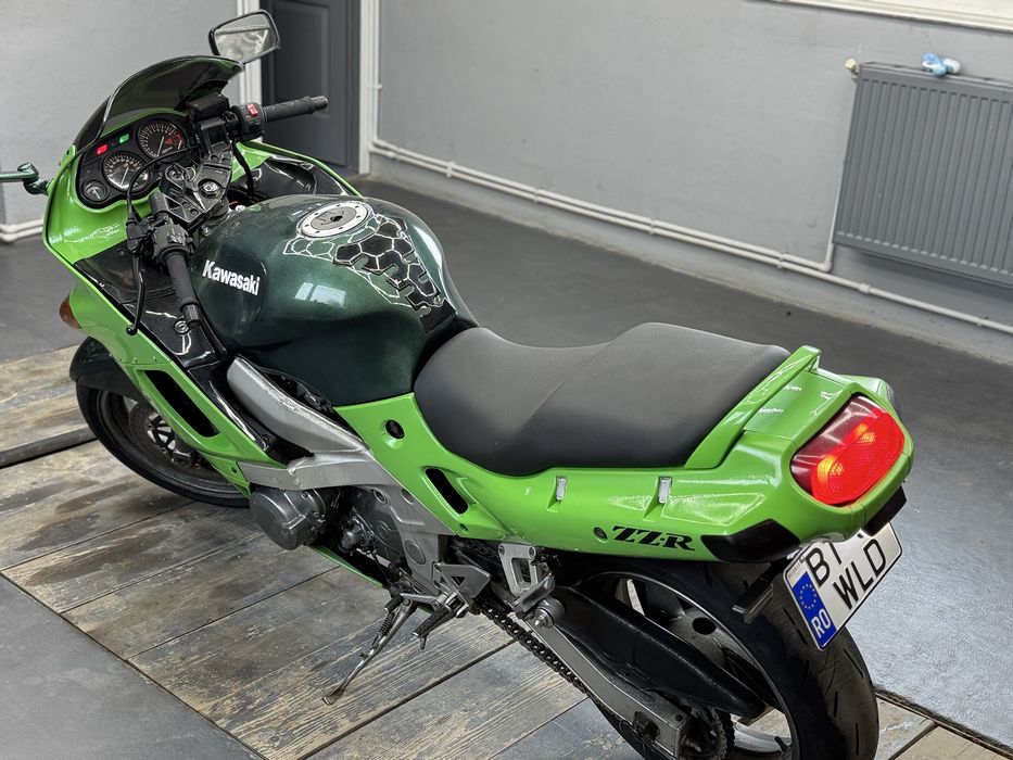Kawasaki zzr600