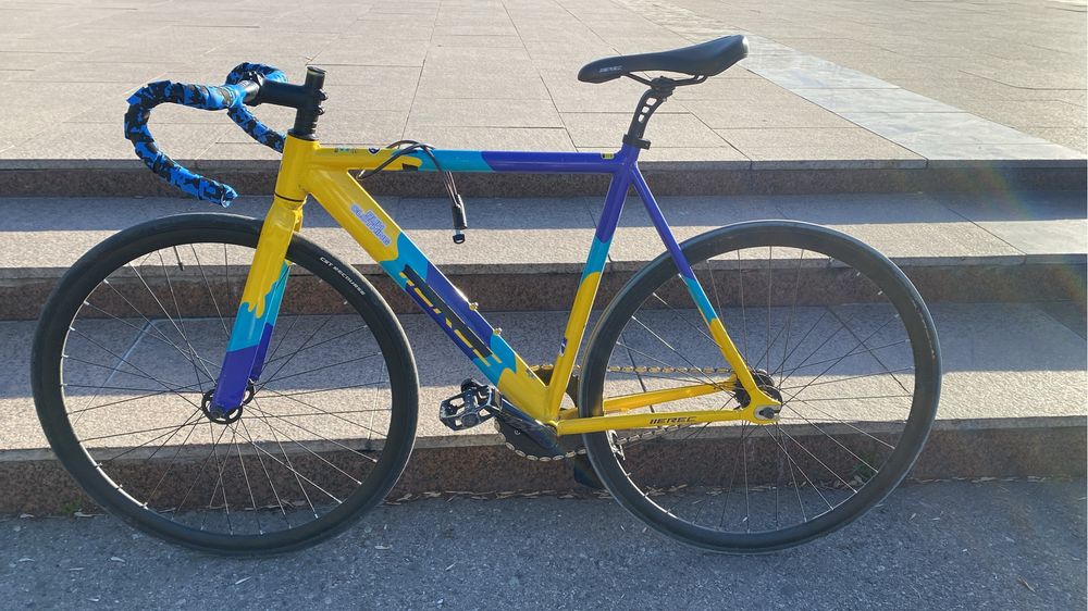 Фикс EREC хорошее состояние, компактный и легкий