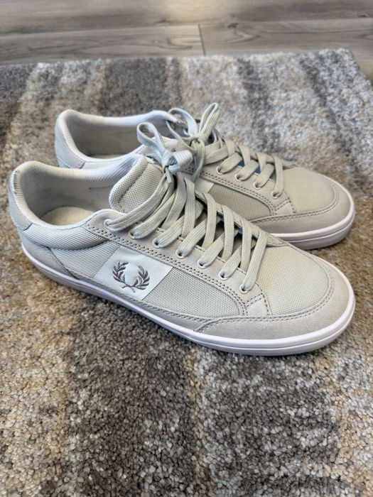 Vand adidasi fred perry nr 41 Noi !