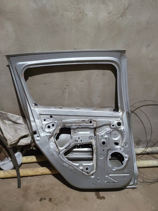 Дверь на сандеро 2