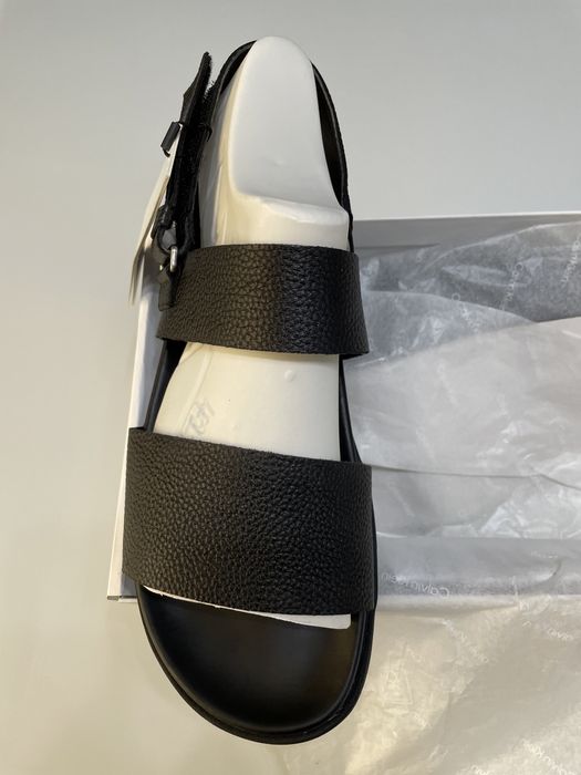 Сандали Calvin Klein 150 лева.