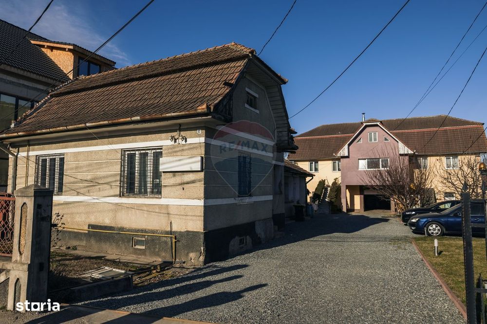 Proprietate rară – 1000 mp teren + 2 cladiri versatile
