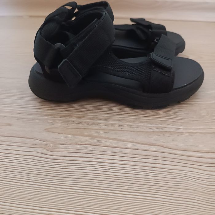 33 н. Сандали  Zara + подарък