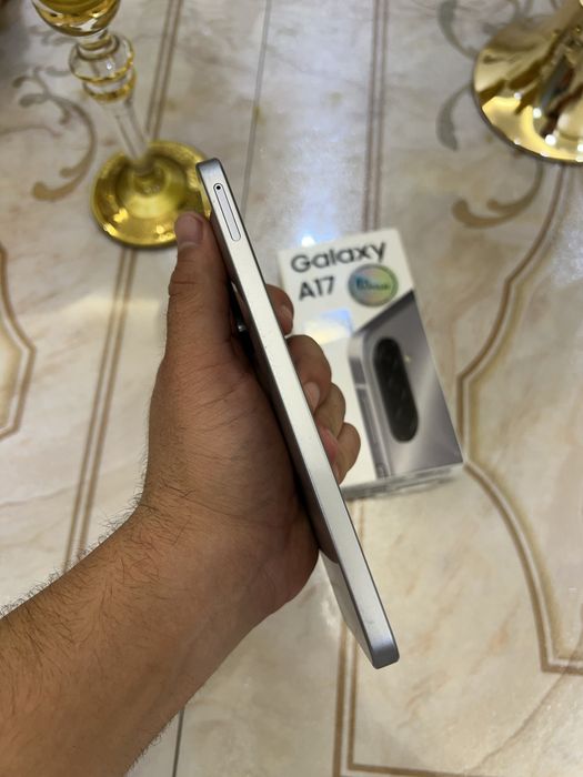 Samsung Galaxy A17