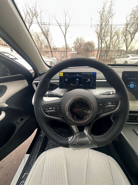 Продается BYD SEAL 05 ( черный цвет )