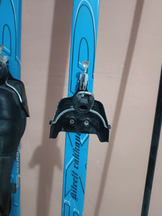 Продам беговые лыжи