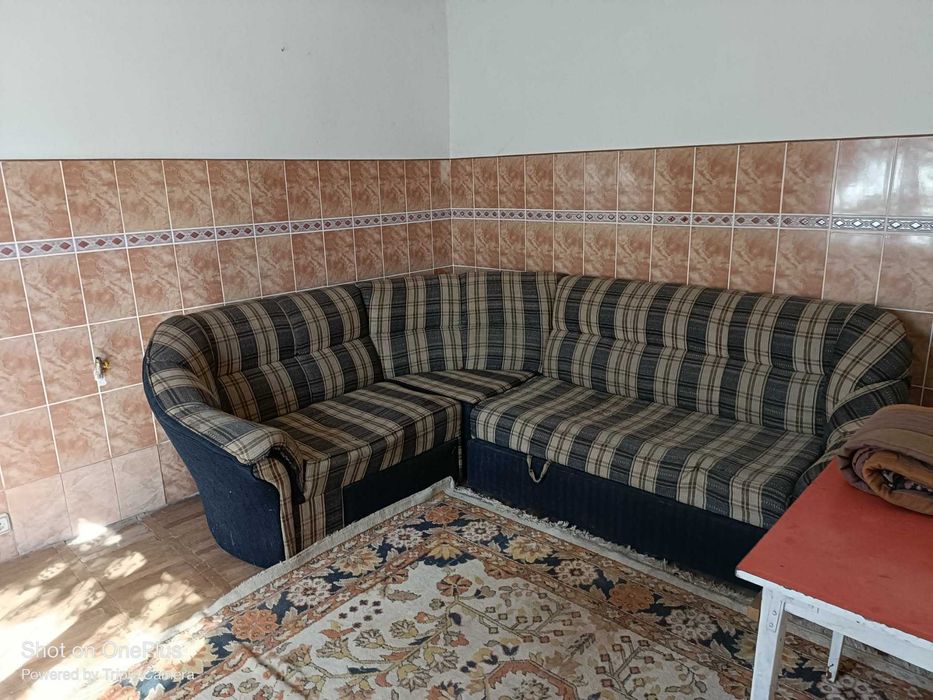 Casă de vânzare în comuna Hălăucești – 176 mp utili, teren 1.600 mp