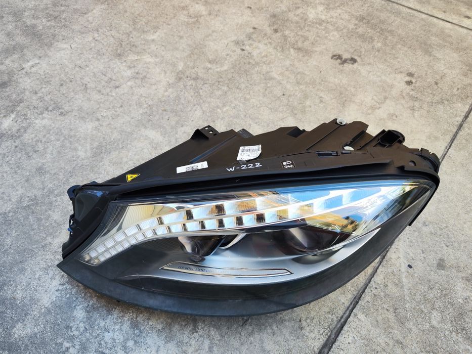 Фар за Mercedes S class W222