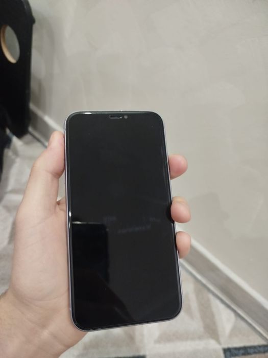 iPhone 11  срочно