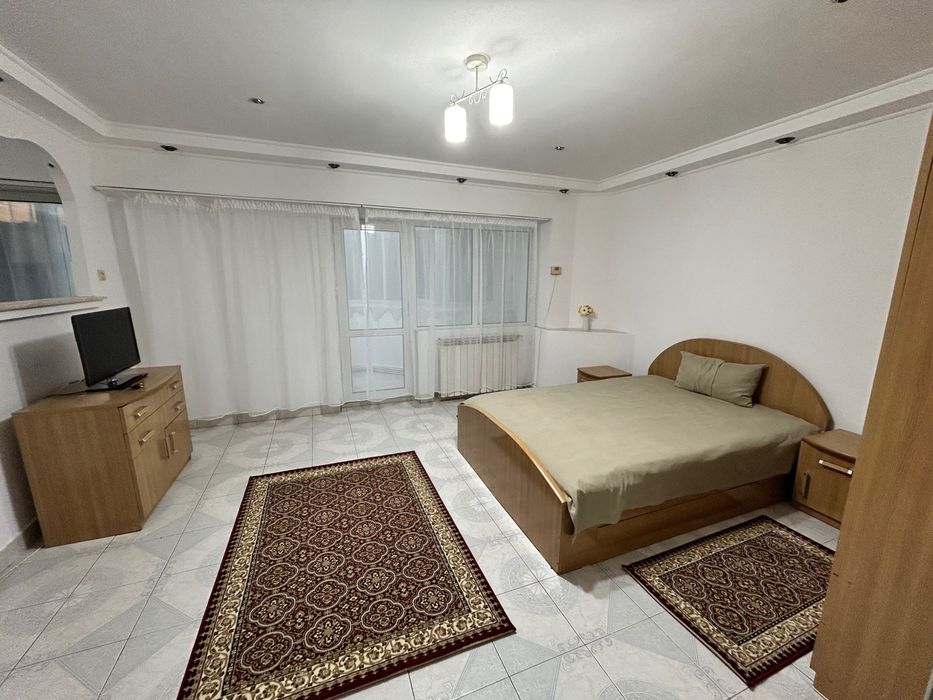 Închiriez apartament -Nicolina