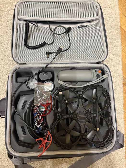 DJI Avata Pro-View Combo Гаранция до 2027 Пълен комплект + кутия