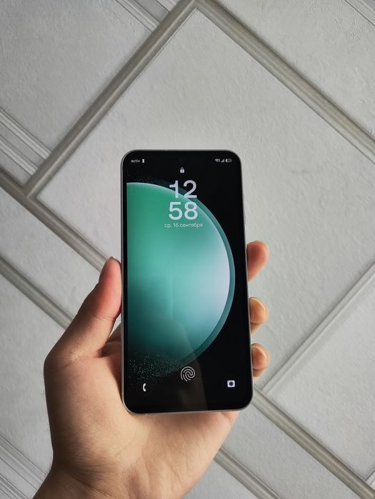 Samsung S23 FE 8/256gb