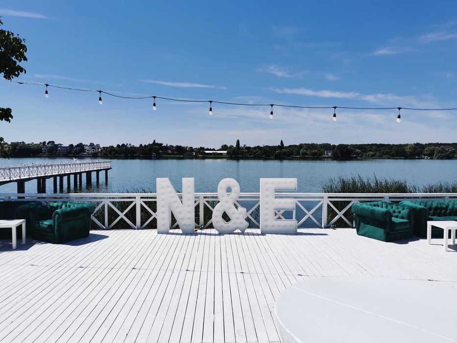 Decor efect litere luminoase volumetrice eveniment nunta botez majorat