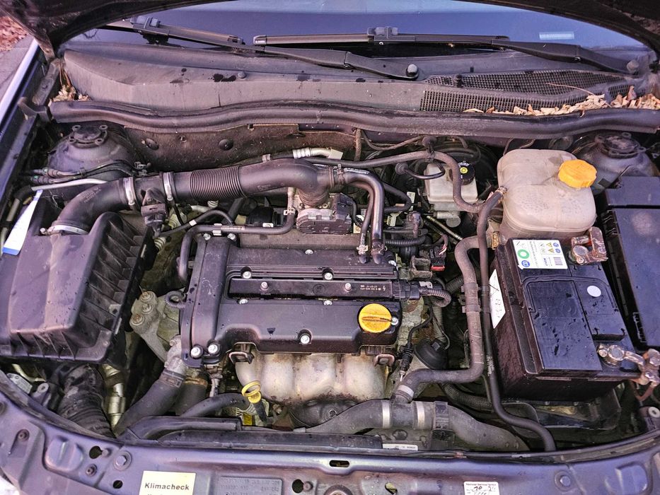 Опел Астра 1.4 климатик