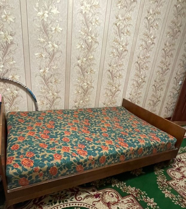 Кровать полуторка