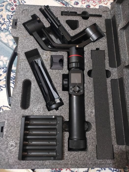 Стабилизатор для видеокамеры