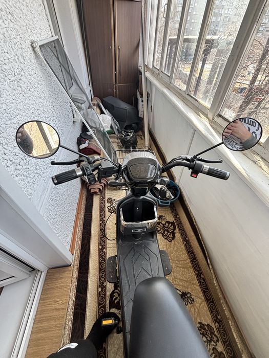 Электро скутер продам