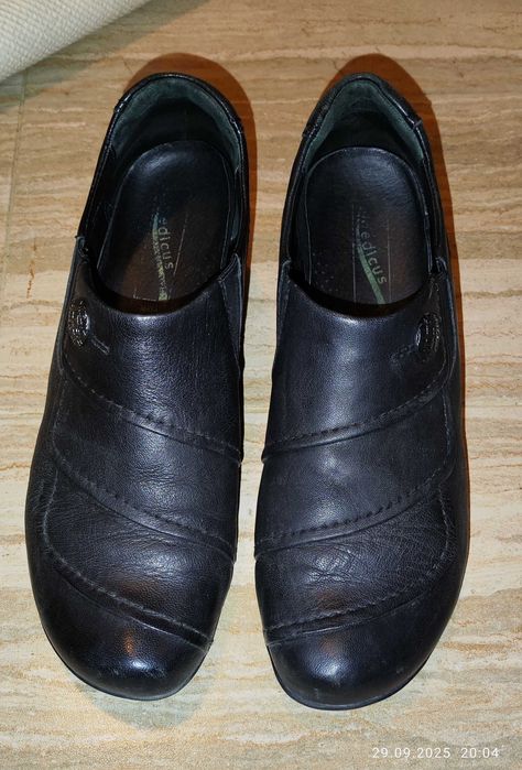 Дамски обувки естествена кожа