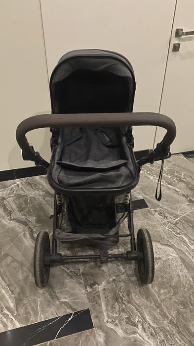 Коляски почти новые