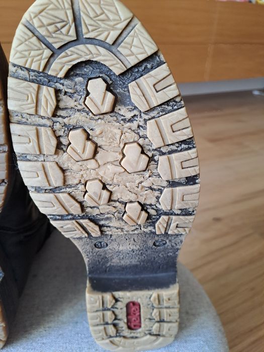 Ботуши Rieker номер 38