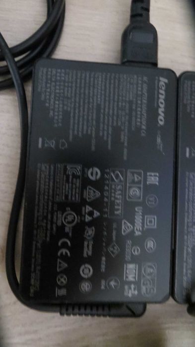 Alimentator laptop lenovo