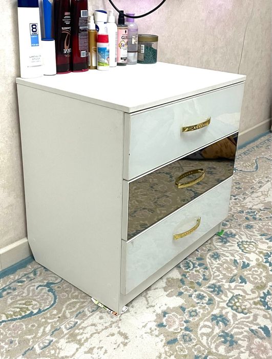 срочно продам камод в идеальном состоянии