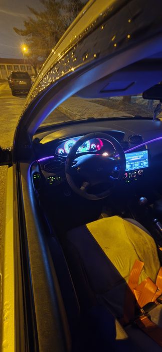 FORD Focus 2002 — imagine 2