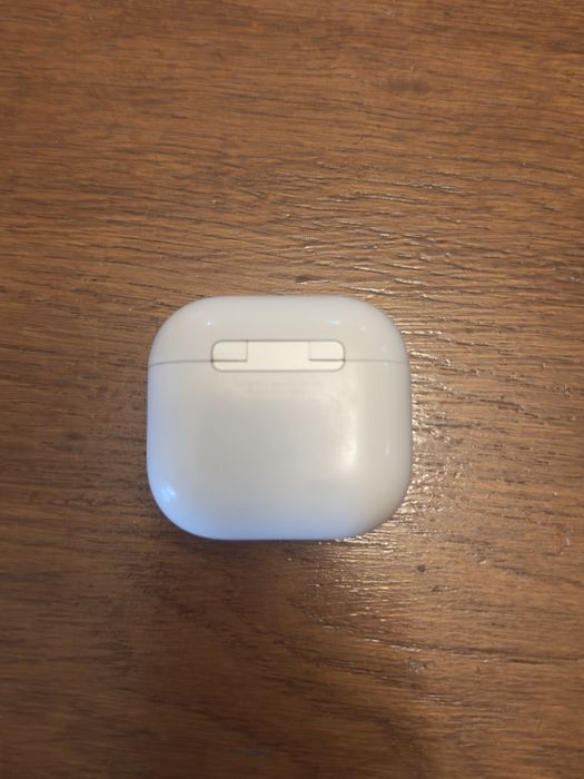 AirPods 4 cu ANC – Originale, garanție Apple