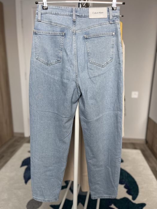 Дънки Calvin Klein