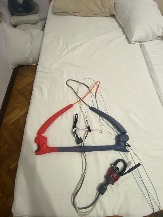 Кайт-duotone Evo-Dlab 10m и trust bar 2024