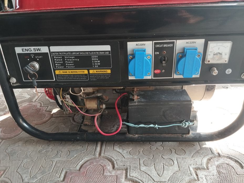 Бензиновый генератор