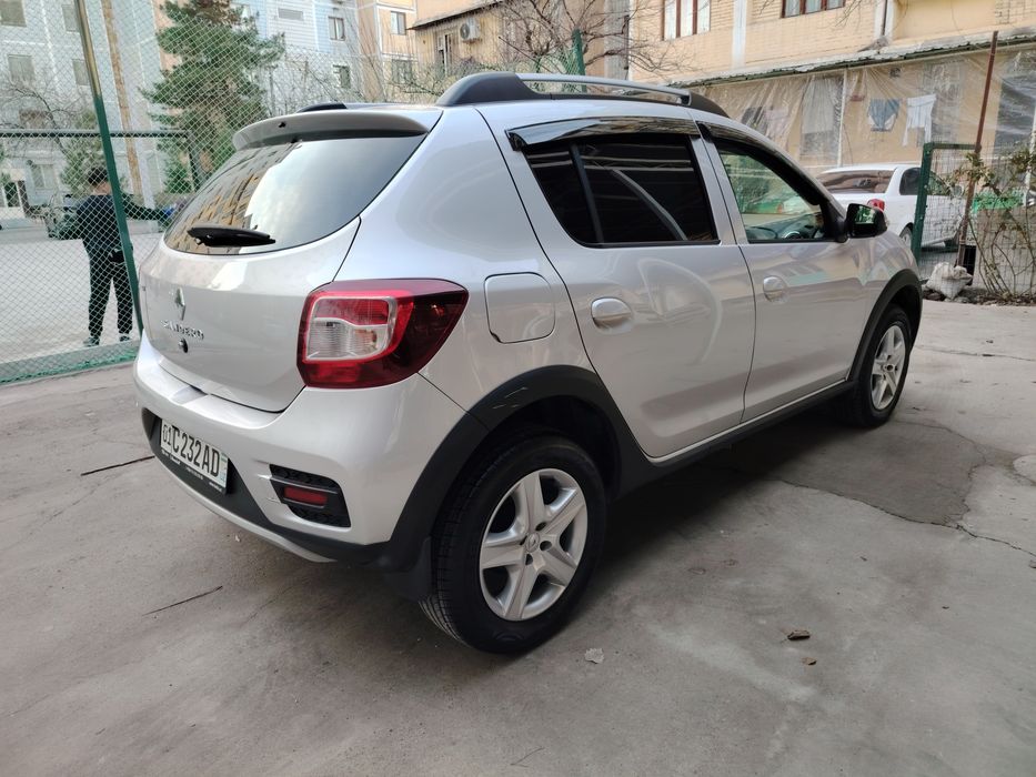 Продам Renault Sandero Stepway 2 (2018)
